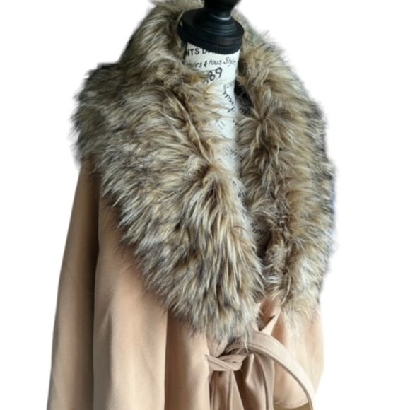 I.N.C   CAPE - Picture 3 of 5